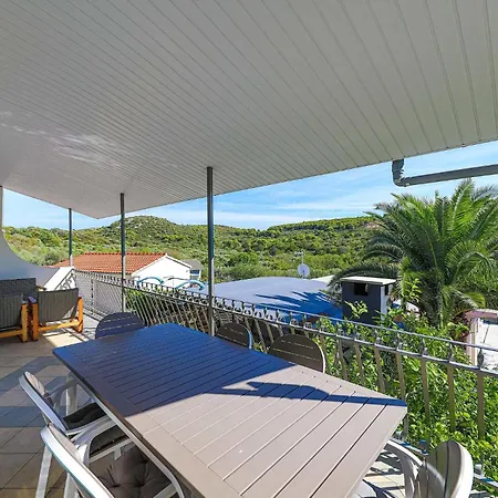 5 Bedroom Cozy Home In Okrug Donji * Donji Okrug (Ciovo)
